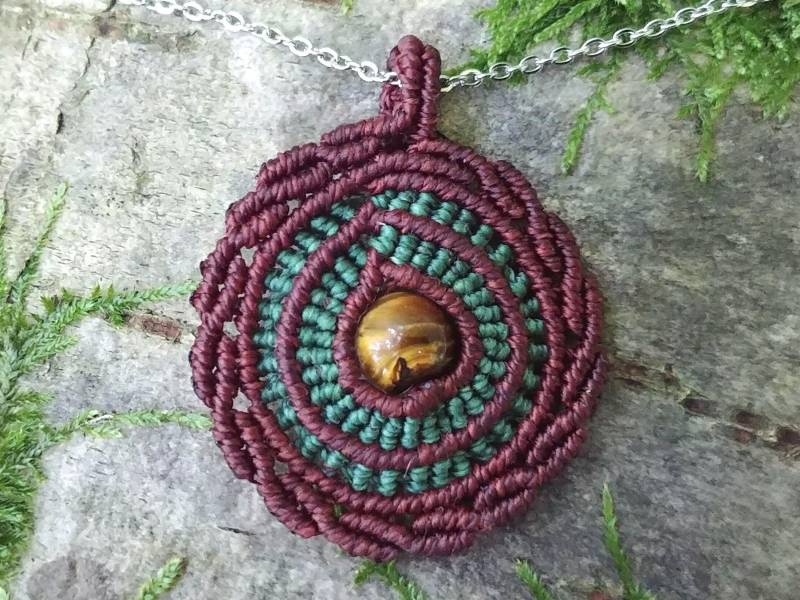 Halskette Damen Mit Amulett, Edelstahl Kette Anhänger, Makramee Tigerauge Oder Lapislazuli, Handgemachter Edelstein Schmuck von SchmuckZumVerlieben