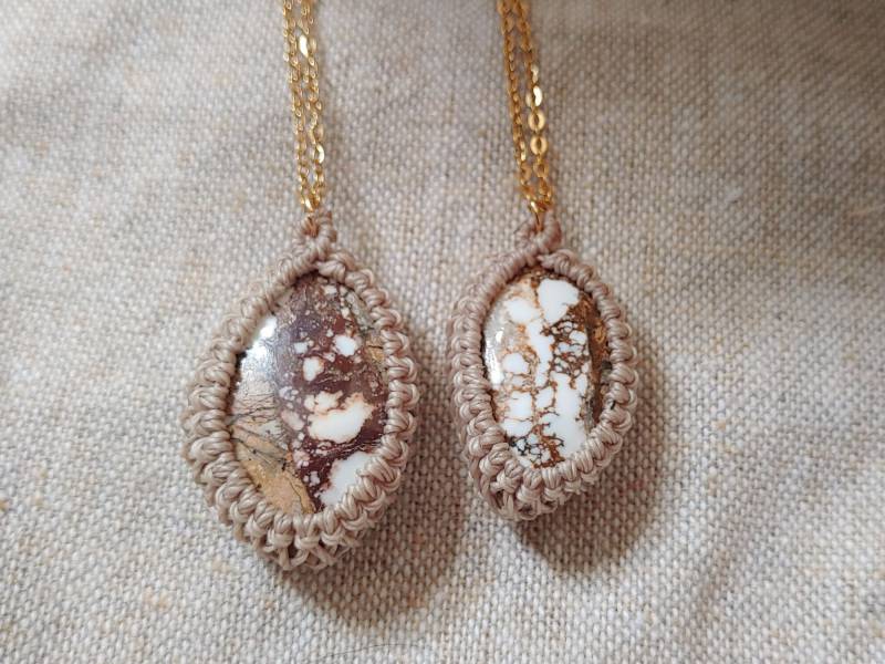 Kette Mit Edelstein Anhänger, Wildpferd Jaspis Edelsteinkette, Makramee Halskette Schmuck, Naturstein Naturschmuck Damen von SchmuckZumVerlieben