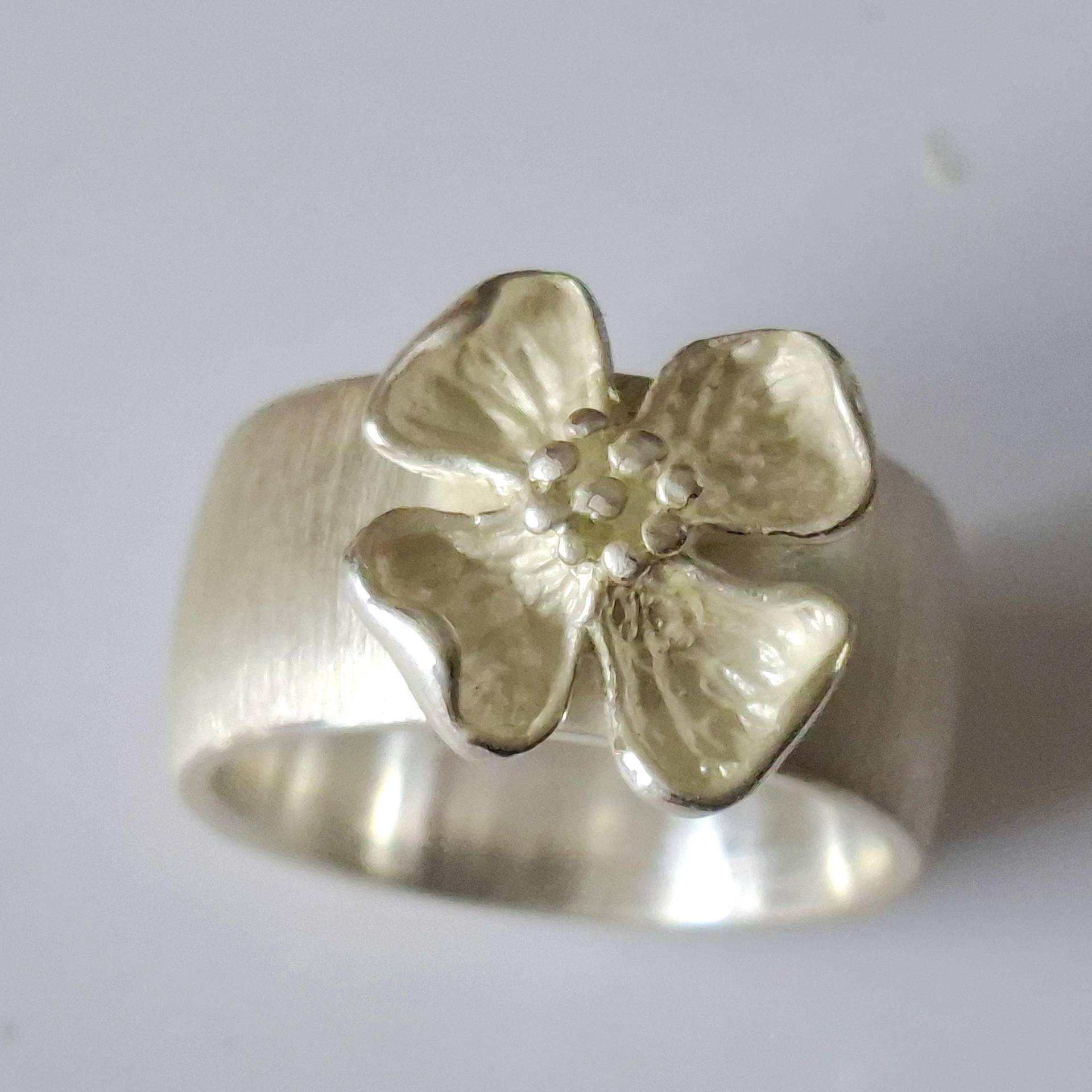 Breiter Blütenring in Massiv 925 Silber, Gr. 54 Von Frank Schwope, Blüte, Ag, Unikatschmuck, Schmuckunikat, Wißgoldingen, Schmuck von SchmuckdesignSchwope
