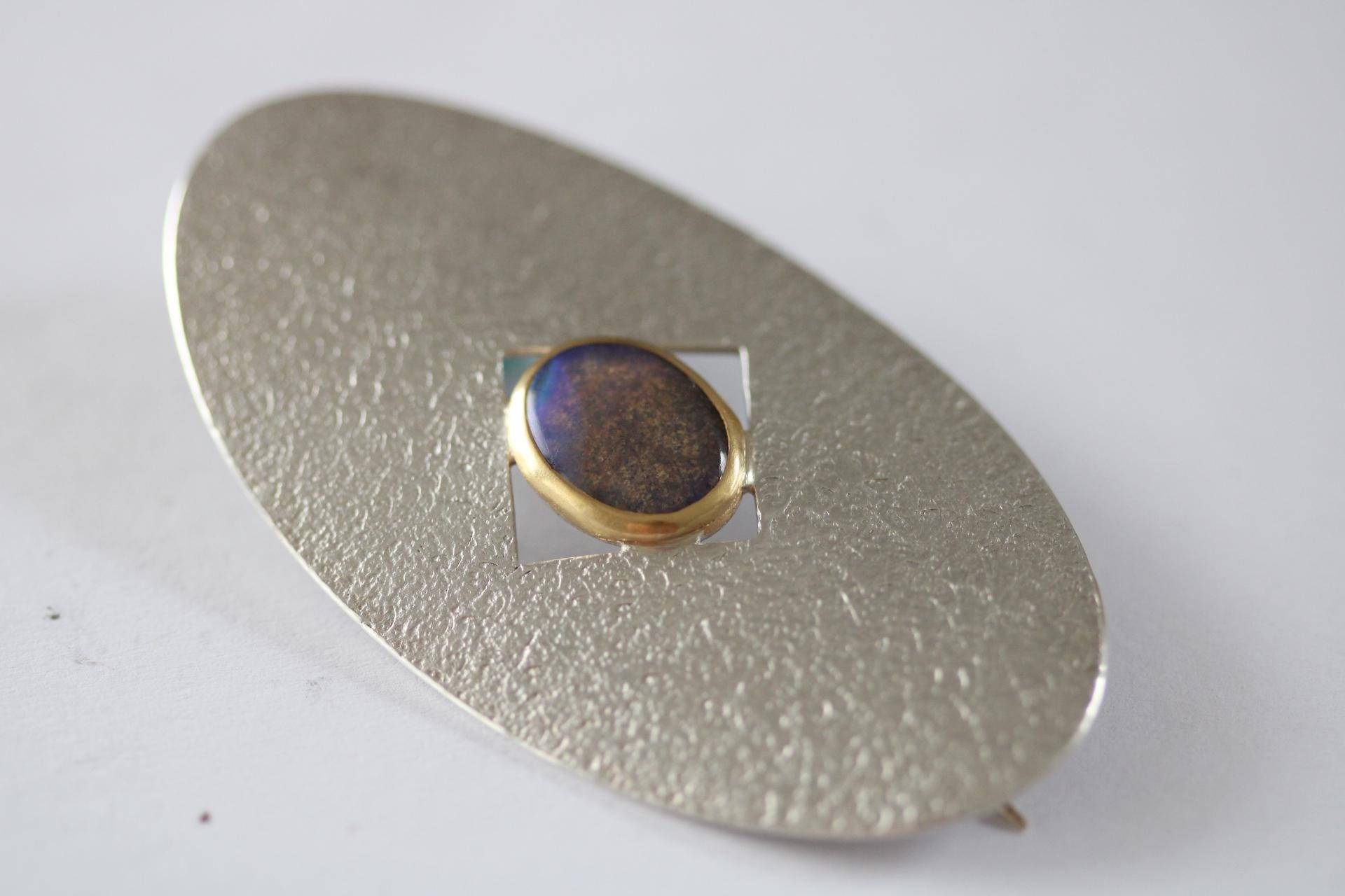 Brosche in 925 Silber/585 900 Gold Opal Von Frank Schwope, Ansteckschmuck, Wissgoldingen, Opal, Gold, Silber, Schmuckunikat, Unikat von SchmuckdesignSchwope