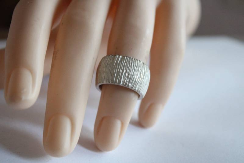 Modellierter Ring in Massiv Silber 925 Mit Umlaufenden Ornament Von Frank Schwope, Unikat, Ring, Schmuck, Silber, Schmuckunikate. Schwope von SchmuckdesignSchwope