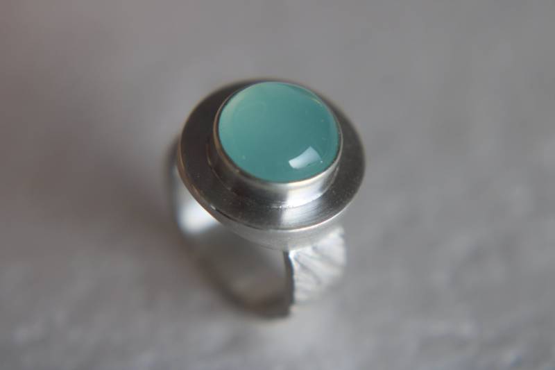 Unikatring in Massiv Silber Mit Schönen Runden Türkisblauen Chalcedon Cabochon Ringgröße 58/Us 8, 5 - Unikatschmuck, Frank Schwope, Ring von SchmuckdesignSchwope