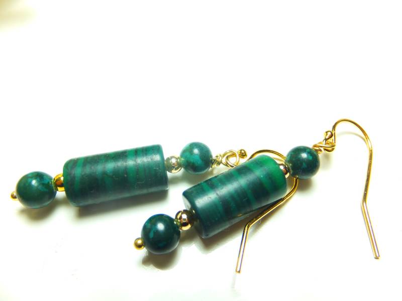 Echte Malachit Ohrringe Mit Gold von Schmuckenergien
