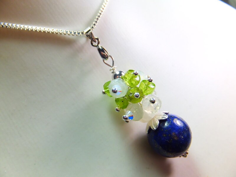 Lapislazuli, Mondstein Peridot An Einer 70cm Langen Silber Kette, Edelsteinkette, Handgefertigt von Schmuckenergien