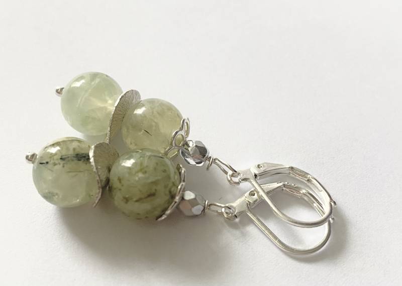 Peridot, Ein Seltener Edelstein, Von Edelstteinliebhabern Sehr Begehrt Mit Sterling Silber925, Geschenk Für Edelsteinliebhaber von Schmuckenergien