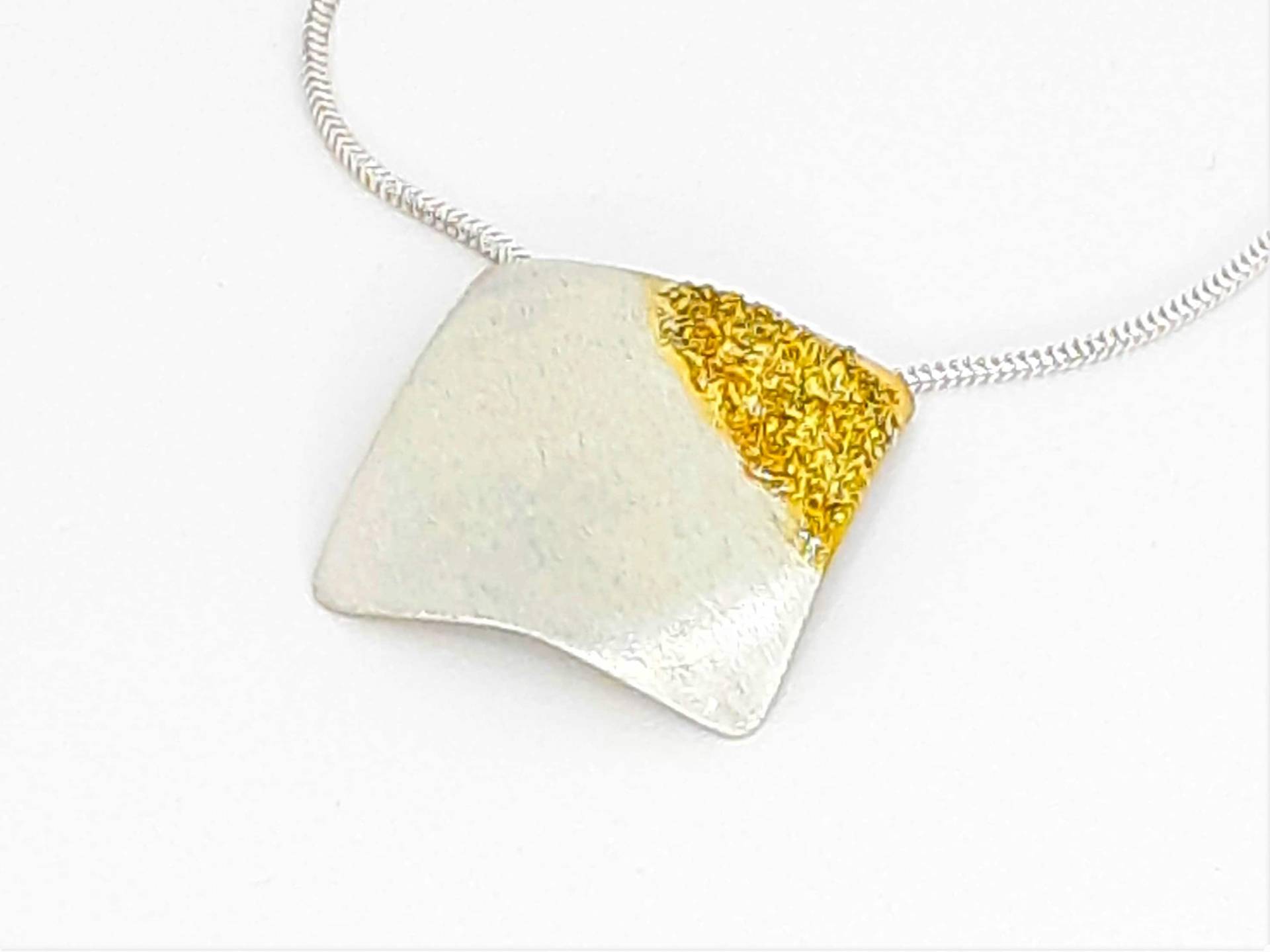 Anhänger 935Er Silber Mit Gold von SchmuckesAusMetall