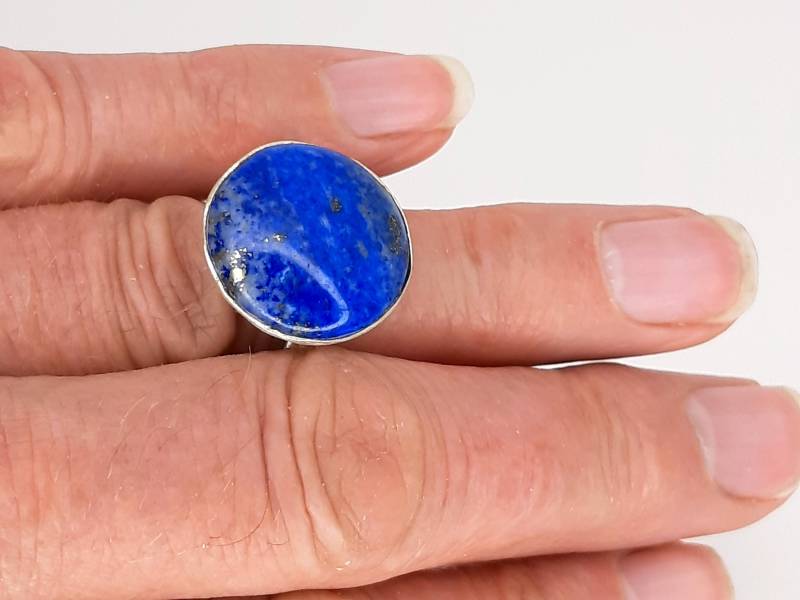 Verstellbarer Silberring Mit Lapis Lazuli von SchmuckesAusMetall