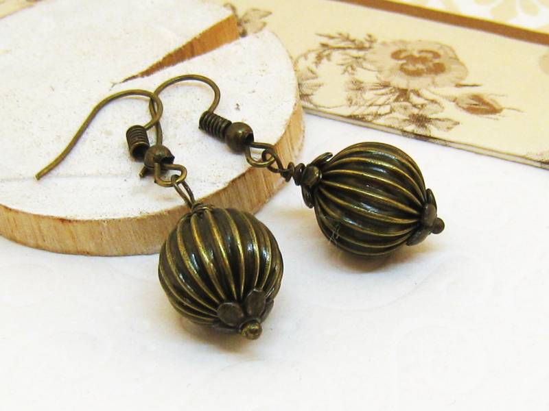 Ohrringe Ballon Bronze Vintage Kugel Rillenperlen Kugelperlen Romantisch Nostalgisch Orientalisch Indisch Boho Hippie Rillen von SchmuckesZierwerk