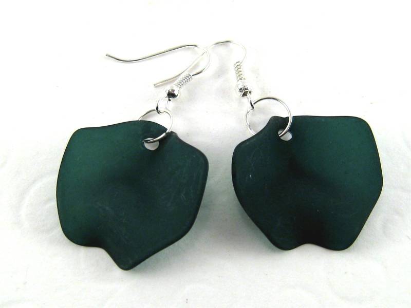 Ohrringe Gingko Blatt Silber Grün Dunkelgrün Tanne Lässig Tannengrün Flaschengrün Blattohrringe Natur Blätter Leicht von SchmuckesZierwerk