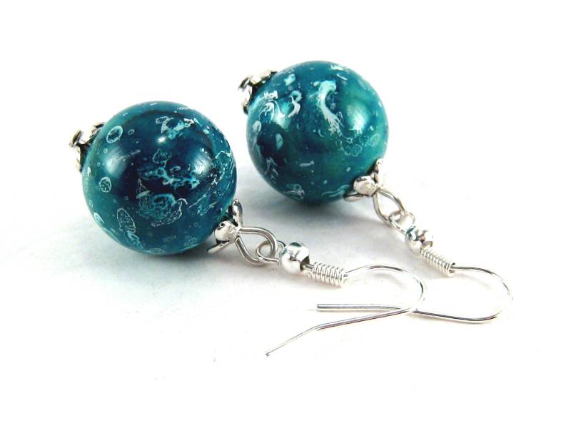Ohrringe Kugel Türkis Blau Silber Weiß Marmoriert Marmor Kugelperlen Türkistöne Perlen Meerfarben von SchmuckesZierwerk