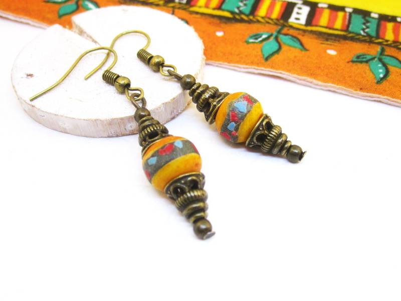 Ohrringe Nepal Bronze Orange Gelb Amber Intarsien Rot Blau Spirituell Ethno Hippie Boho Indien Tibet Mala Indisch Buddhistisch von SchmuckesZierwerk