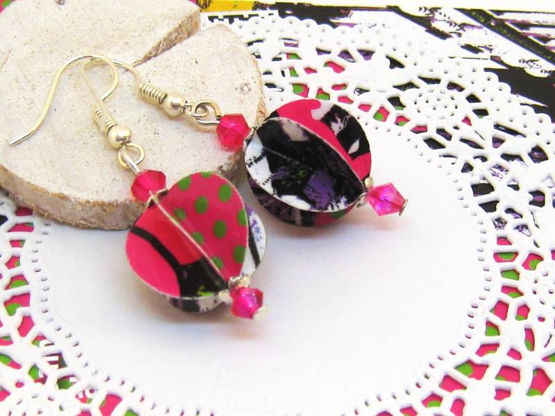 Ohrringe Papier Lampions Pink Grün Schwarz Lila Upcycling Recycling Kugeln Papierperlen Upcyclingschmuck Origami Recyclingschmuck Nachhaltig von SchmuckesZierwerk