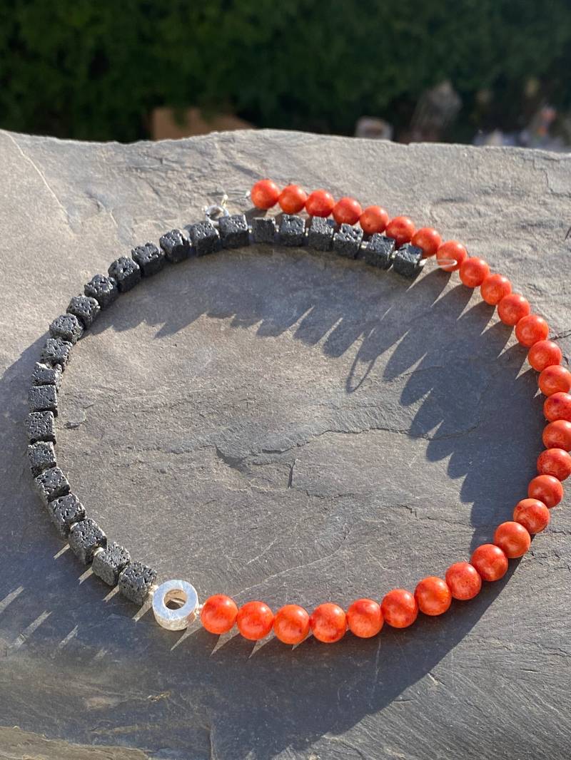 Kette Lava & Koralle Kette Lava & Koralle von SchmuckesausDraht