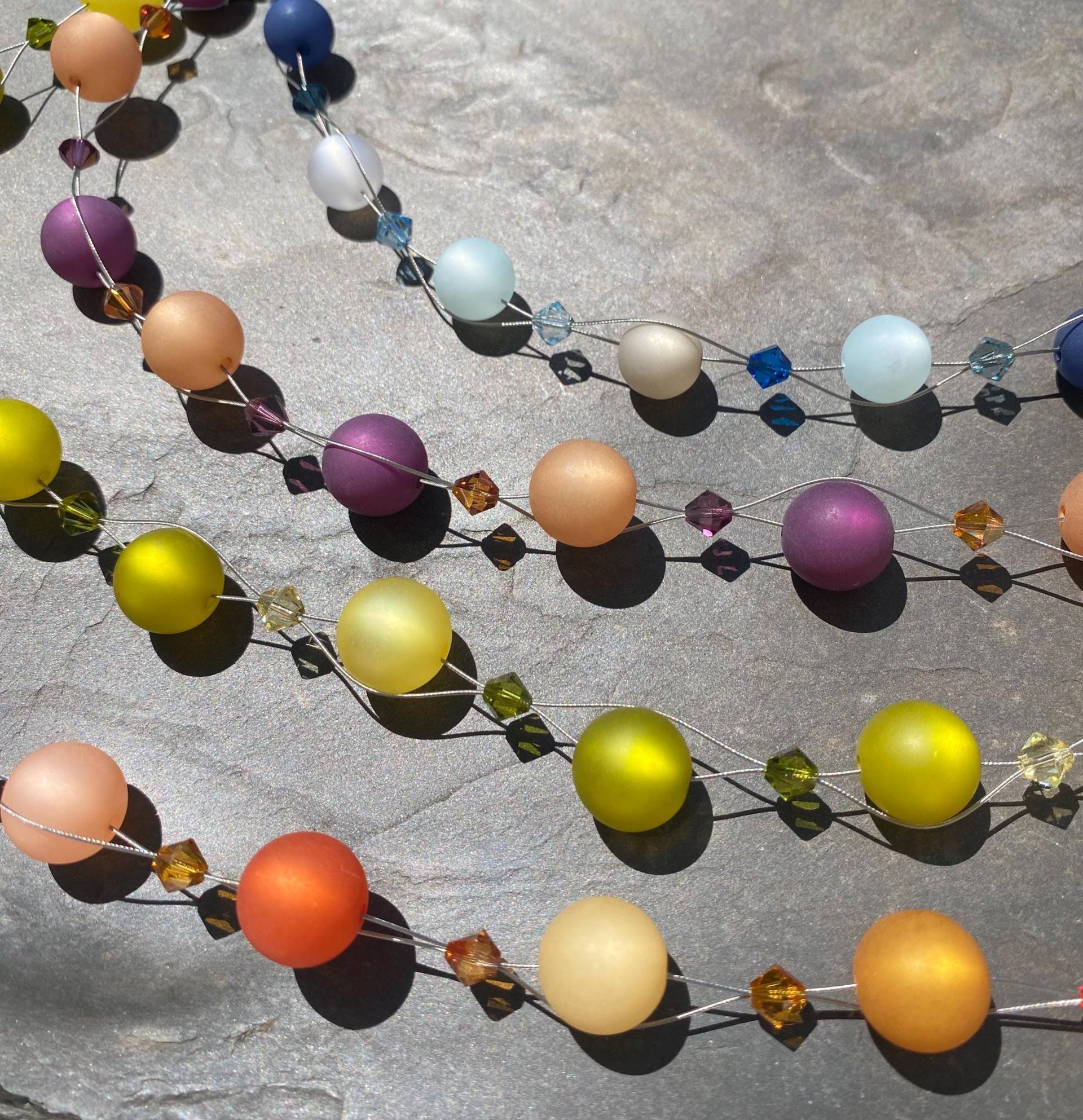 Kette Polarisperlen Und Swarovski Kette Polarisperlen Und Swarovski von SchmuckesausDraht