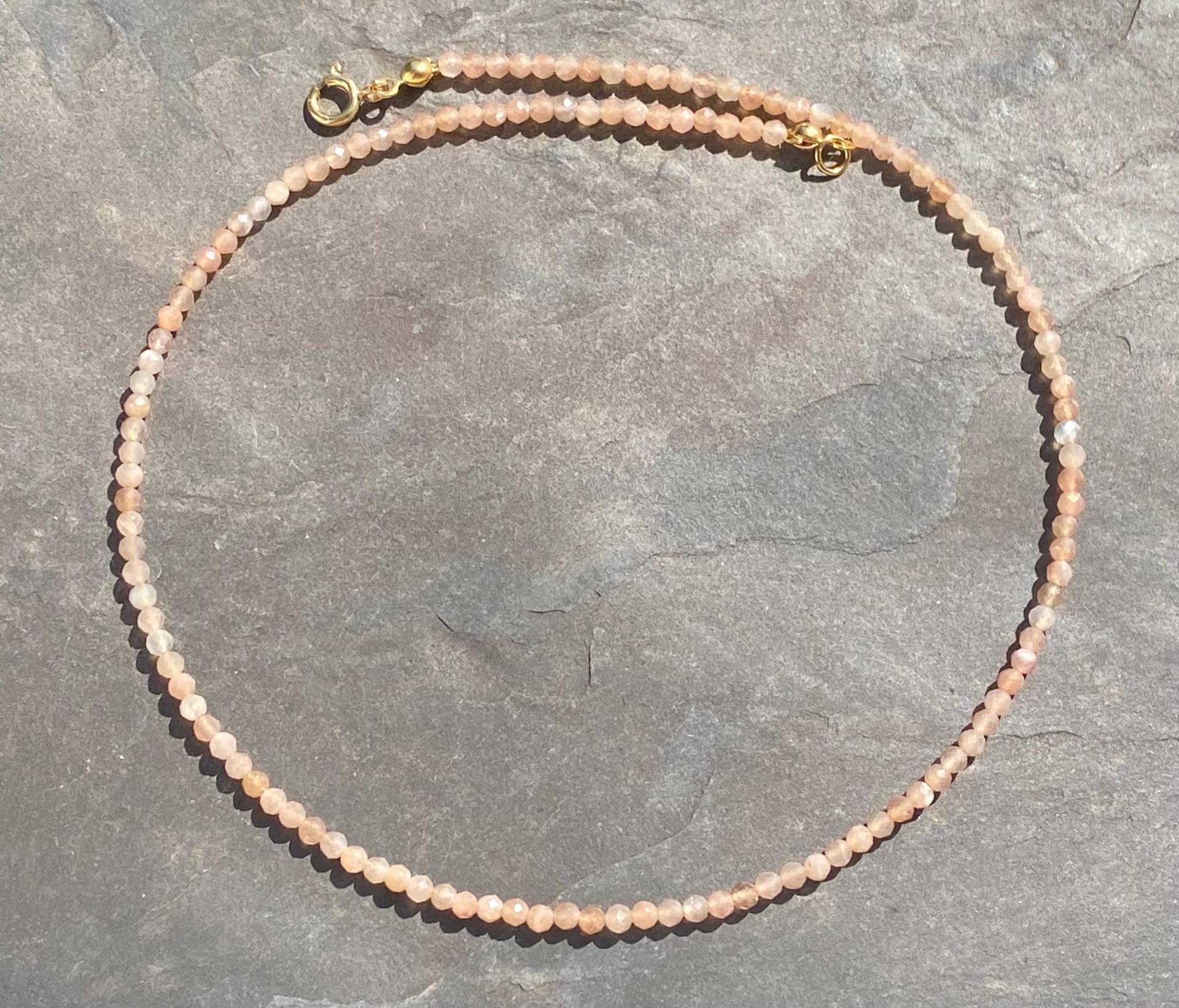 Mondsteinkette Apricot Mondsteinkette Apricot von SchmuckesausDraht