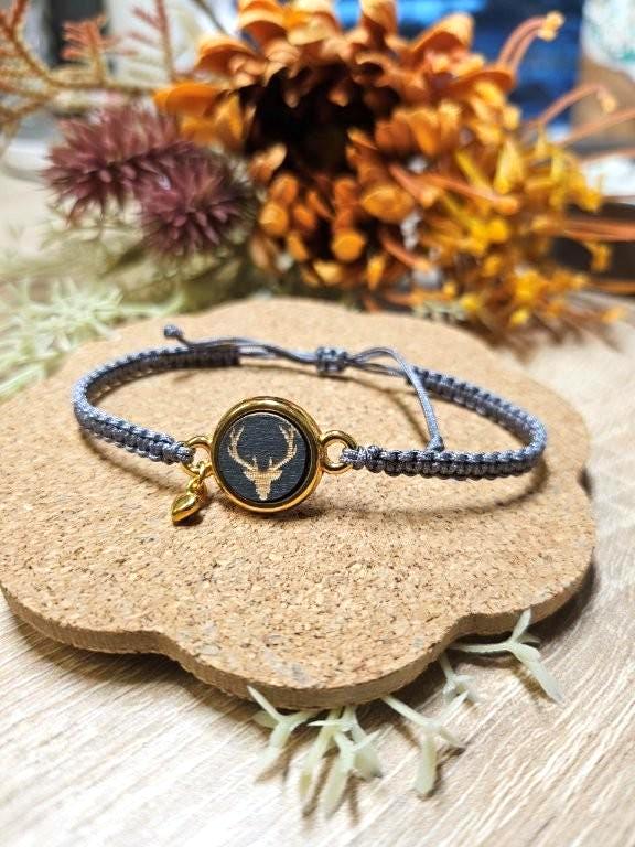 Makramee Armband | Trachtig Holz Hirsch Handmade von Schmuckkistal