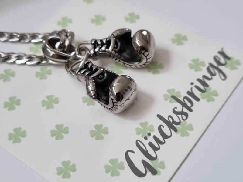 Boxhandschuh Kette Edelstahl/Geschenk Für Frauen Männer Geschenkset Boxhandschuh Kette Edelstahl/Geschenk Für Frauen Männer Geschenkset von Schmuckmariechen