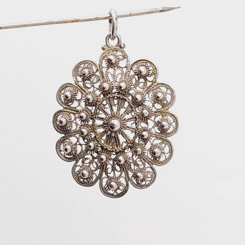 3, 8 cm Antiker Silberner Anhänger 800Er Silber Filigranschmuck Filigraner Jugendstil 3, 8 cm Antiker Silberner Anhänger 800Er Silber Filigranschmuck Filigraner Jugendstil von SchmuckparadiesShop