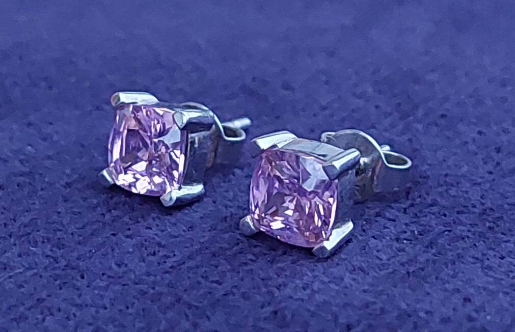 925 Silber Ohrstecker Rosa Geschliffener Zirkonia Modern Gestaltet von SchmuckparadiesShop