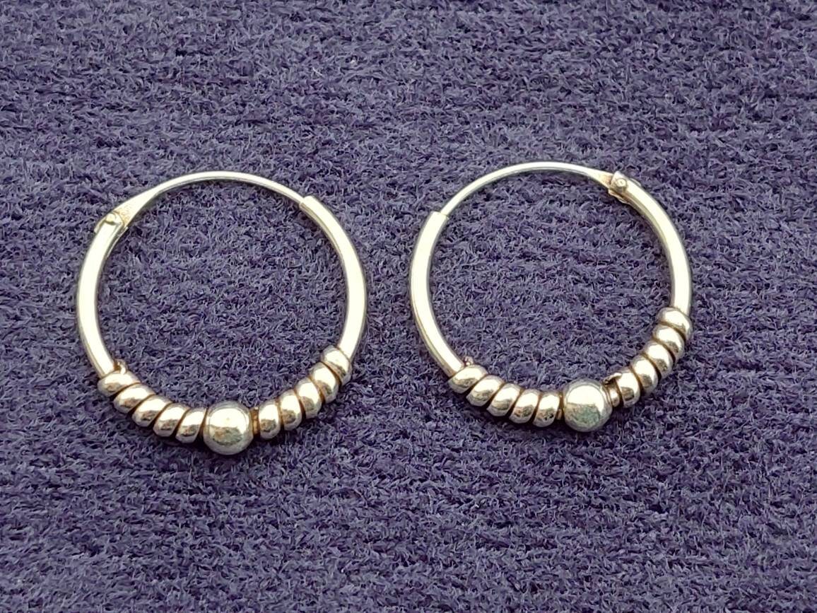 925 Sterling Silber Twisted Huggie Hoop Ohrringe Statement Anlauffrei Minimalist Huggies # 23 von SchmuckparadiesShop
