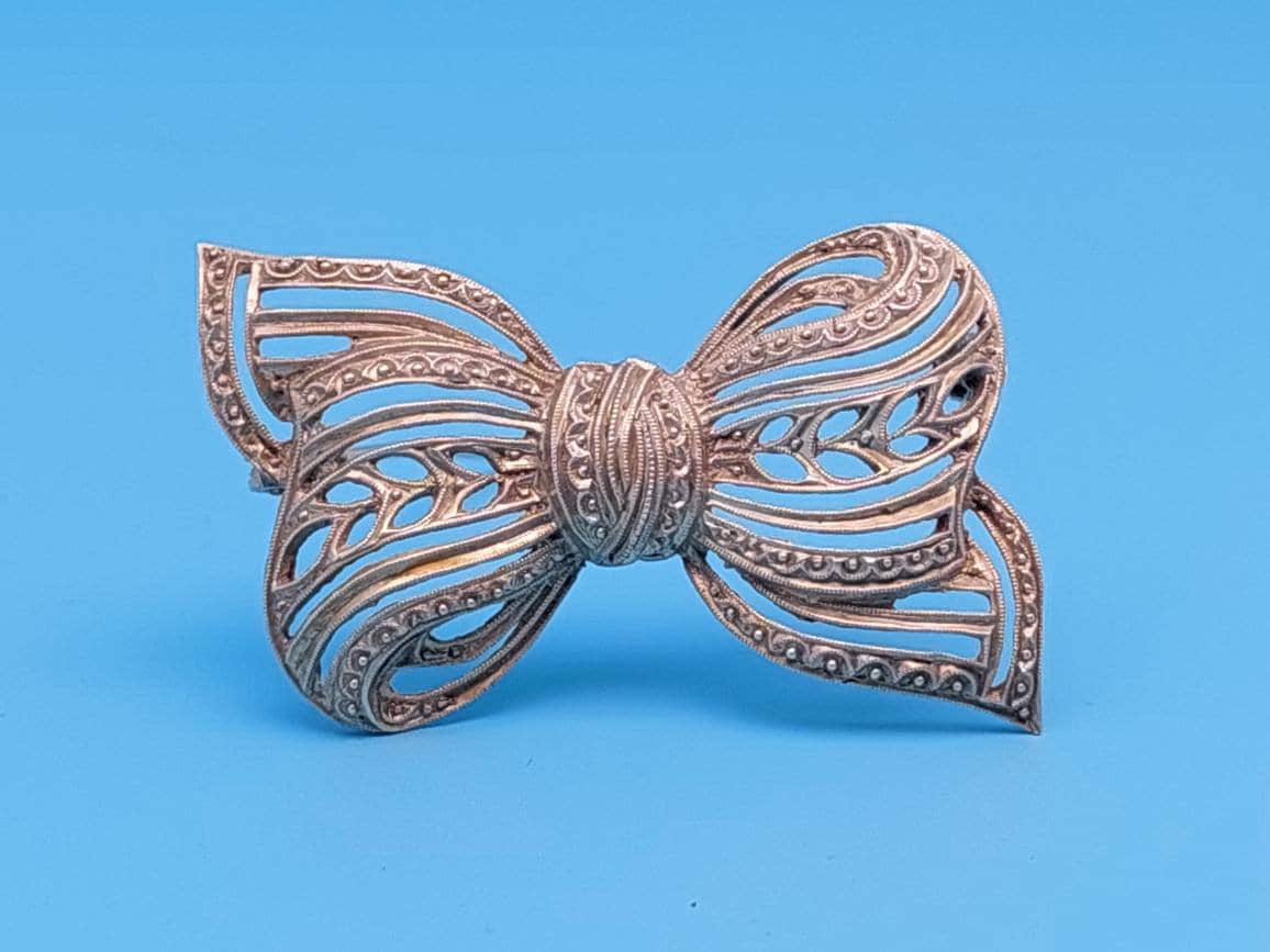 Antike 835Er Silber Brosche Aus Filigranen Silberdraht von SchmuckparadiesShop