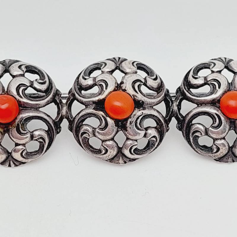 Antike 835Er Silber Brosche Mit Koralle Art Deco von SchmuckparadiesShop
