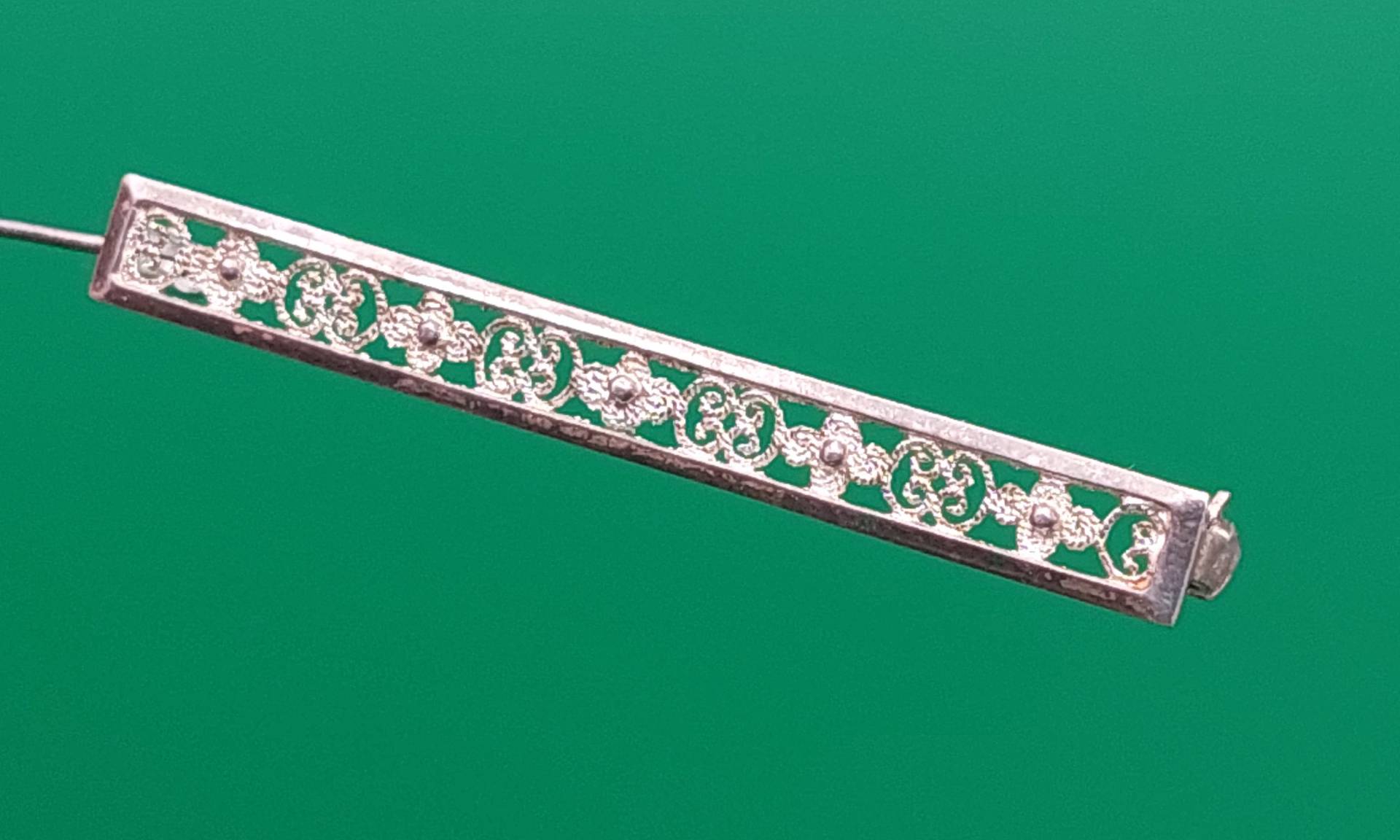 Antike 835Er Silber Brosche Stabbrosche Rocaillen Jugendstil Filigrane Blumen Muster von SchmuckparadiesShop