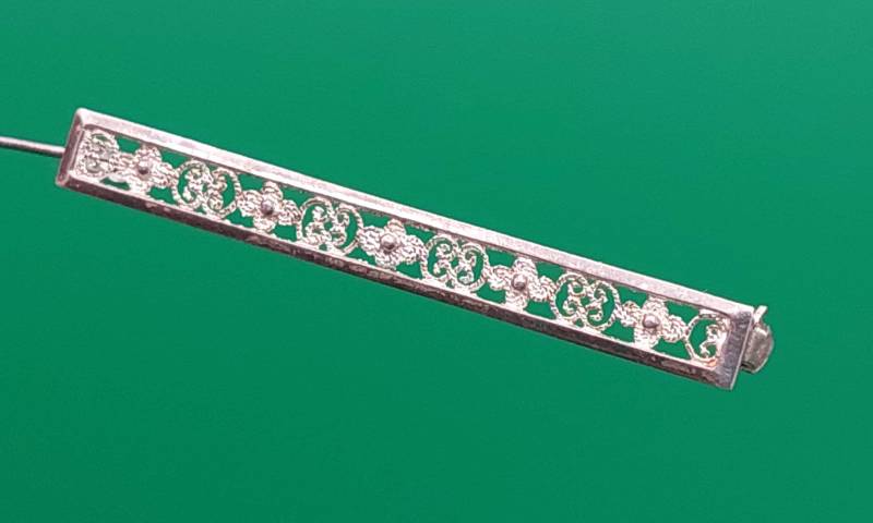 Antike 835Er Silber Brosche Stabbrosche Rocaillen Jugendstil Filigrane Blumen Muster von SchmuckparadiesShop