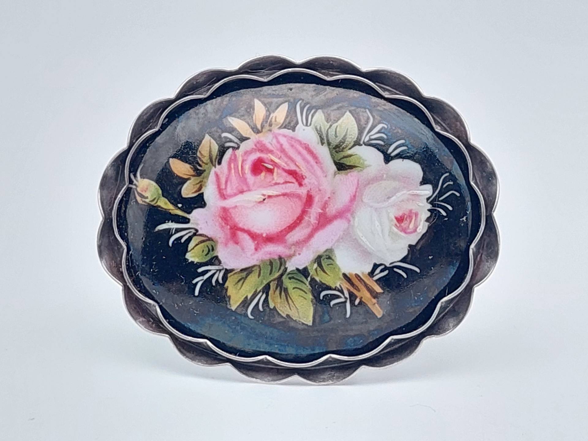 Antike 900 Silber Brosche Mit Porzellan Platte Blumen Rosen von SchmuckparadiesShop