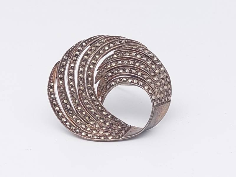 Antike 925 Silber Schleife Brosche Mit Markasiten von SchmuckparadiesShop