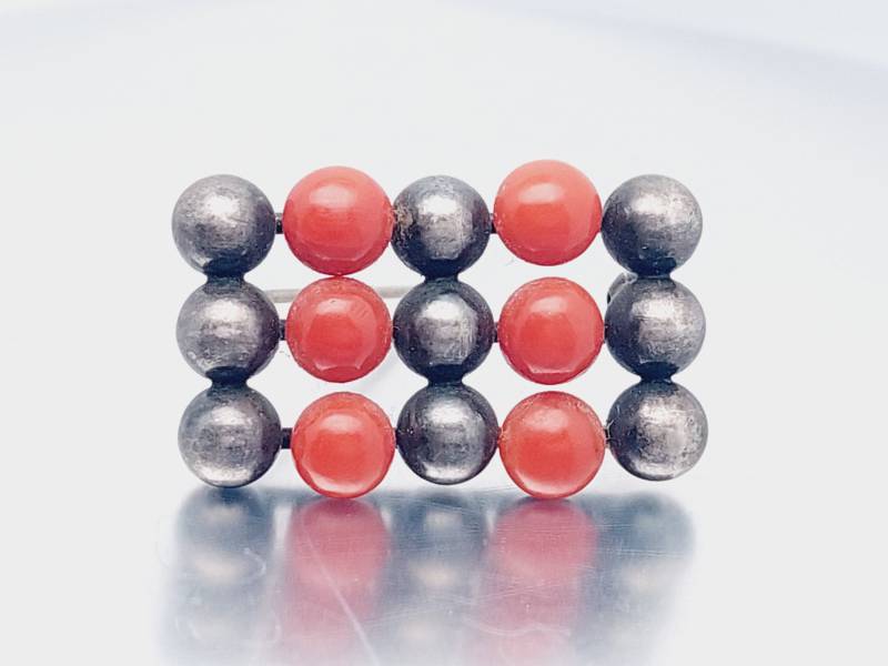 Antike 935Er Silber Brosche Mit Korallen Kugeln Art Deco Entwurf von SchmuckparadiesShop