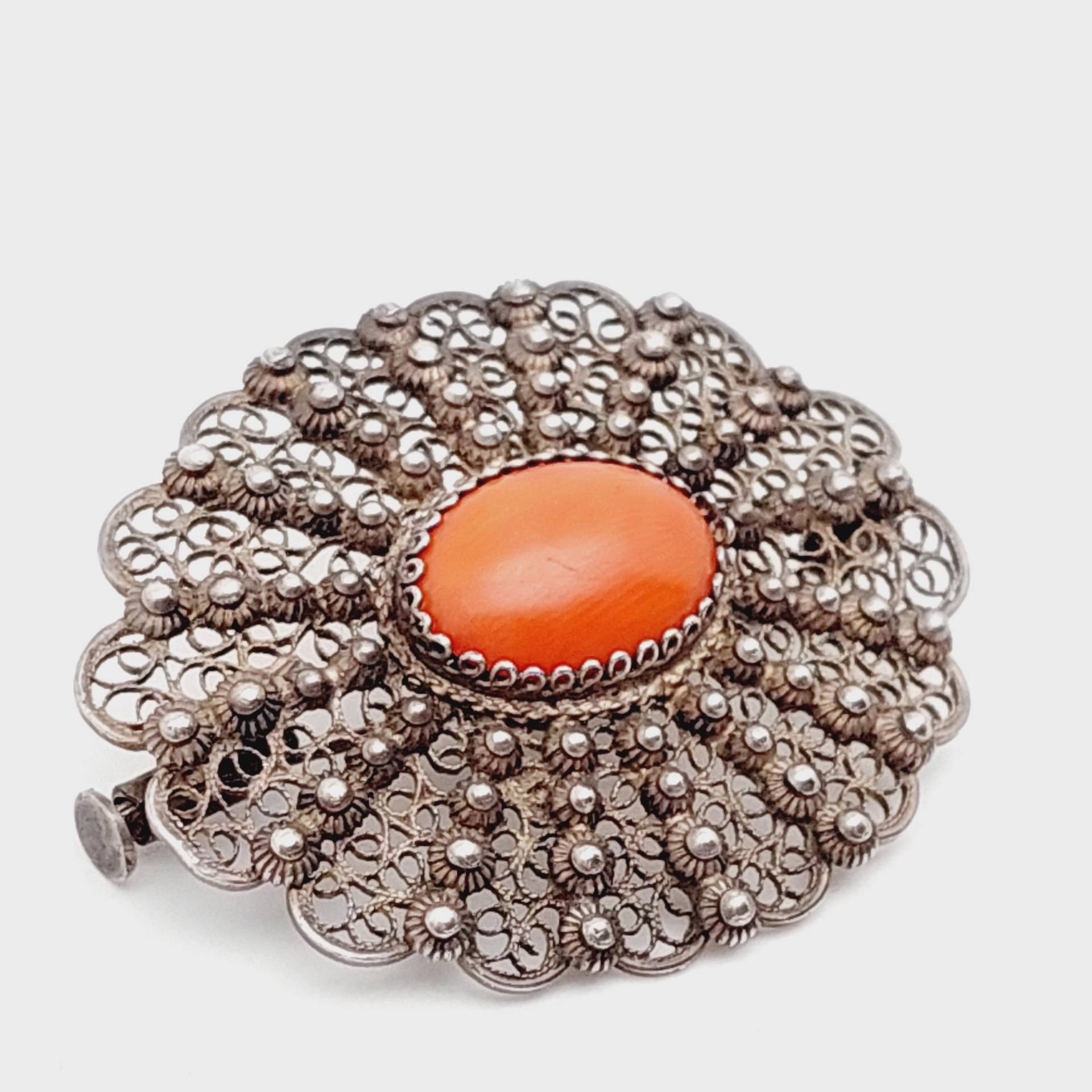 Antike Filigrane Jugendstil 800Er Silber Brosche Filigranschmuck Koralle Art Nouveau Schmuckstück von SchmuckparadiesShop