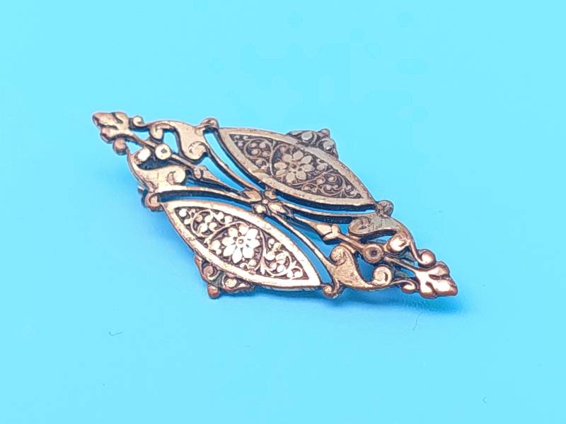 Antike Jugendstil Double Brosche Mit Rocaillen Und Blumen Antike Jugendstil Double Brosche Mit Rocaillen Und Blumen von SchmuckparadiesShop