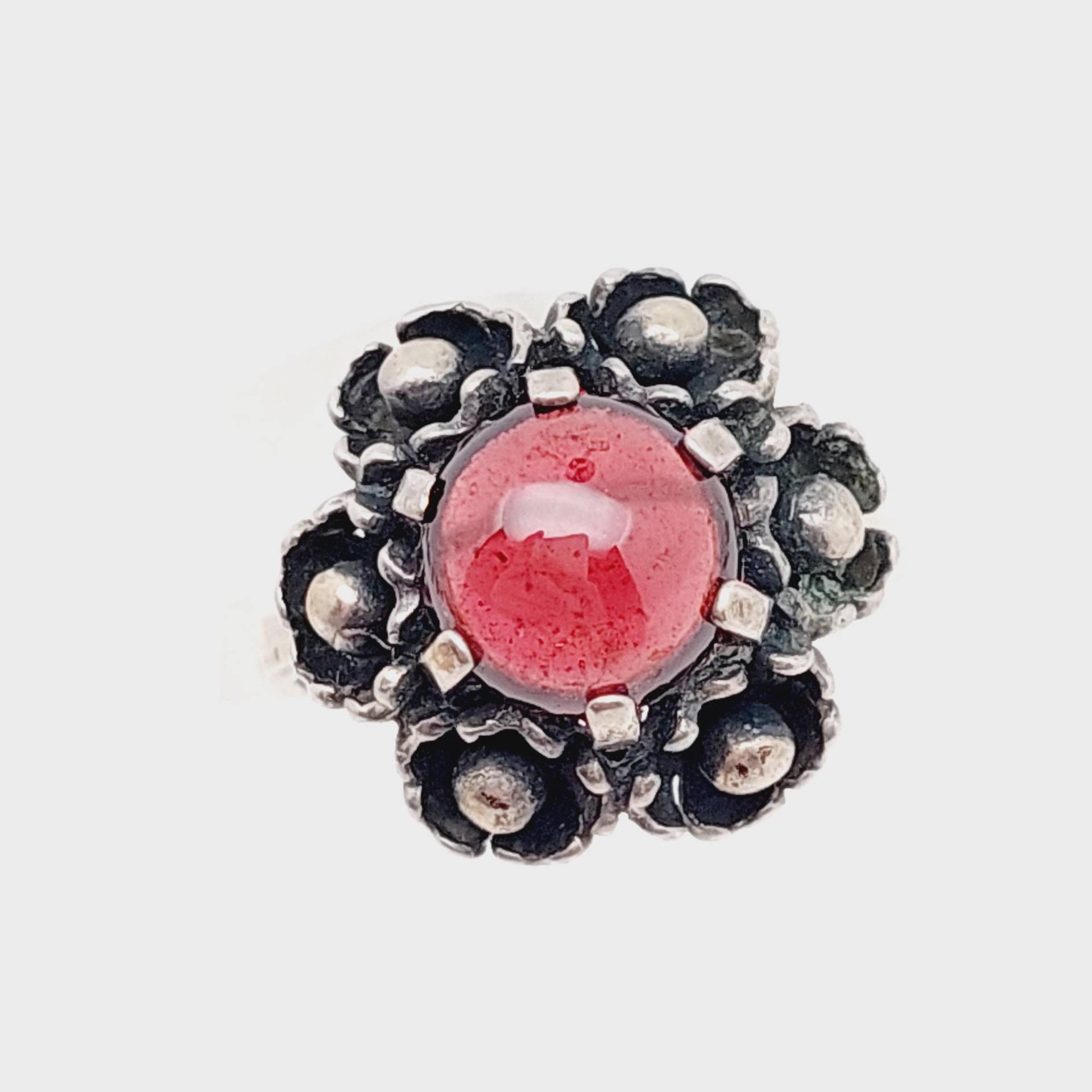 Antiker 835 Silber Ring Granat Stein Floran Blumen Gr 17 Us 8 Trachtenschmuck von SchmuckparadiesShop