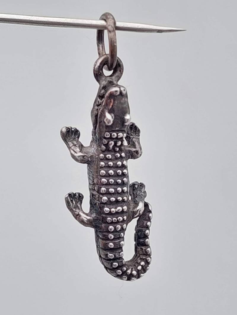 Antiker 835Er Silber Anhänger Krokodil Bettelarmband von SchmuckparadiesShop