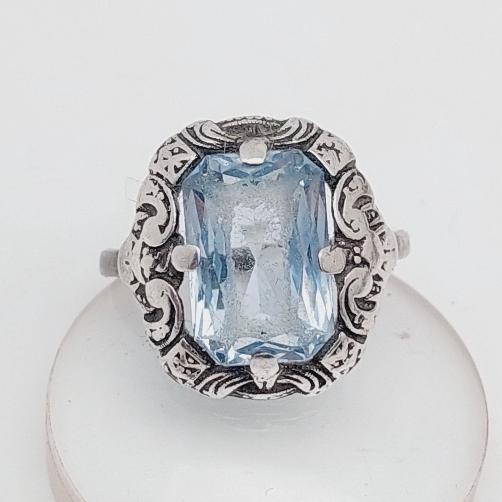 Antiker Jugendstil Silber Ring Mit Blauen Stein Aquamarin Farbend Antiker Silberring Schmuck Gr 15 Us 7 1/4 Antiker Jugendstil Silber Ring Mit Blauen Stein Aquamarin Farbend Antiker Silberring Schmuck Gr 15 Us 7 1/4 von SchmuckparadiesShop