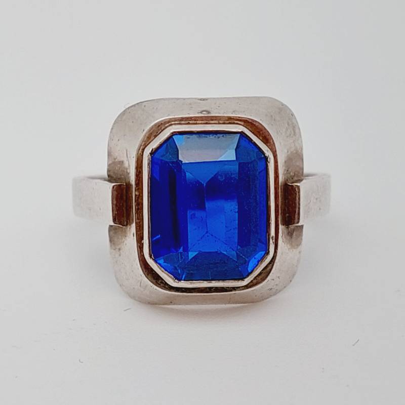 Antiker 835Er Silber Ring Perli Aquamarin Farbender Stein Hellblau Antiker Schmuck Gr. 14 Antiker 835Er Silber Ring Perli Aquamarin Farbender Stein Hellblau Antiker Schmuck Gr. 14 von SchmuckparadiesShop