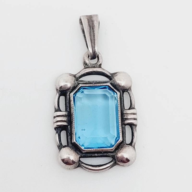 Antiker 900Er Silber Anhänger Jugendstil Mit Blauen Farbstein Aquamarin Farbend Antiker 900Er Silber Anhänger Jugendstil Mit Blauen Farbstein Aquamarin Farbend von SchmuckparadiesShop