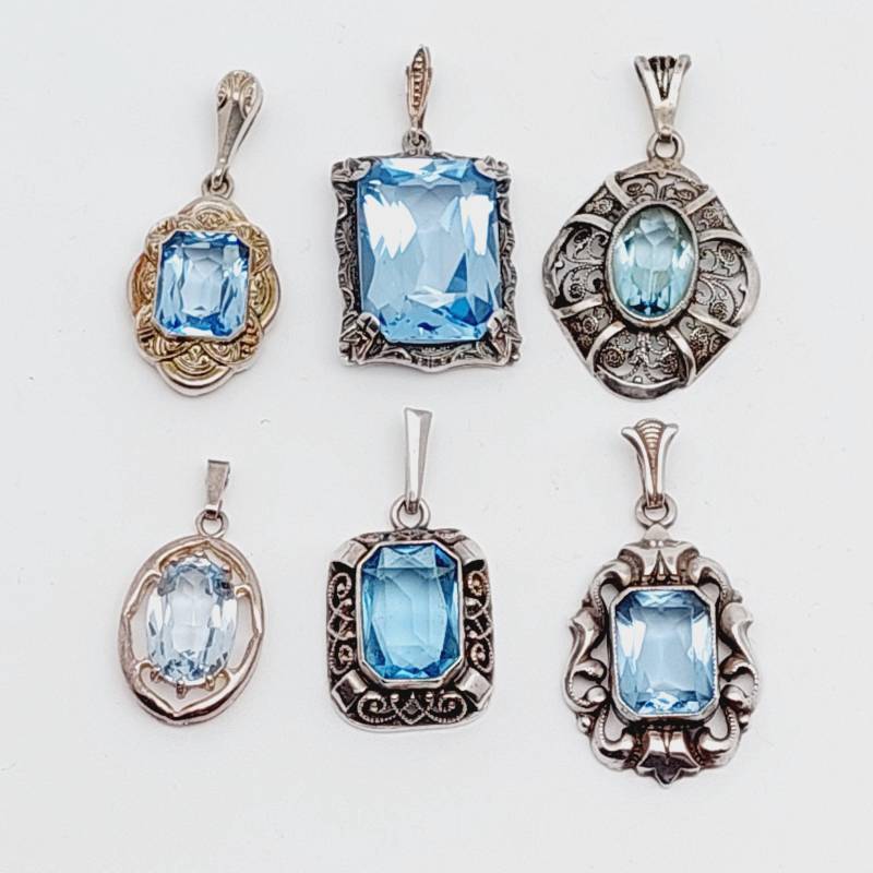 Antiker Anhänger 800Er Silberanhänger Filigranschmuck Jugendstil Blauer Farbstein Antiker Anhänger 800Er Silberanhänger Filigranschmuck Jugendstil Blauer Farbstein von SchmuckparadiesShop