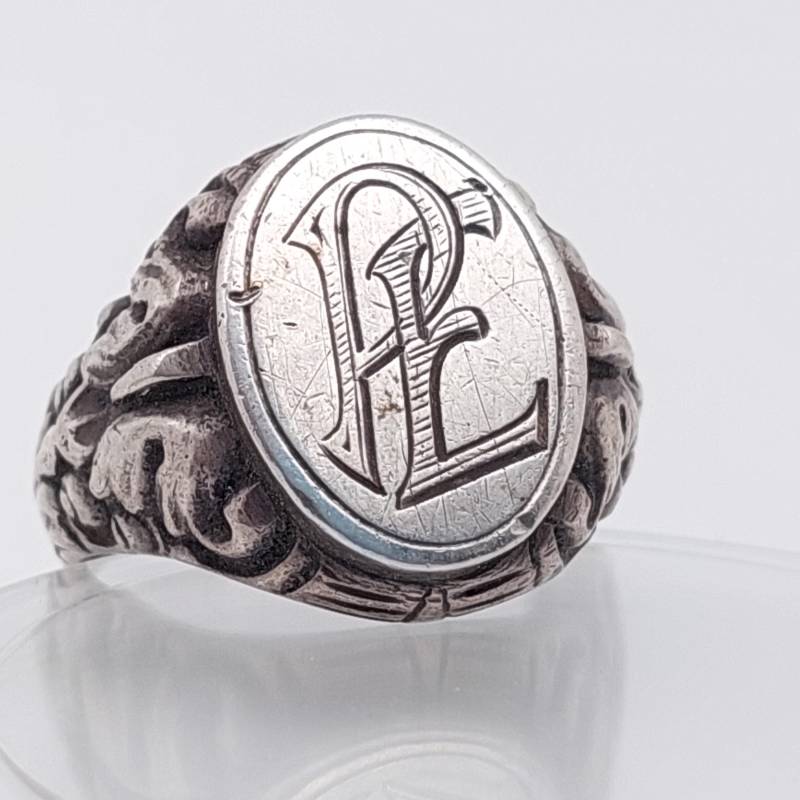 Antiker Herren Ring Siegelring Pe Ep 835Er Silber Floral Gestaltet Herrenring Gr. 18 58 Silver Signet Antiker Herren Ring Siegelring Pe Ep 835Er Silber Floral Gestaltet Herrenring Gr. 18 58 Silver Signet von SchmuckparadiesShop