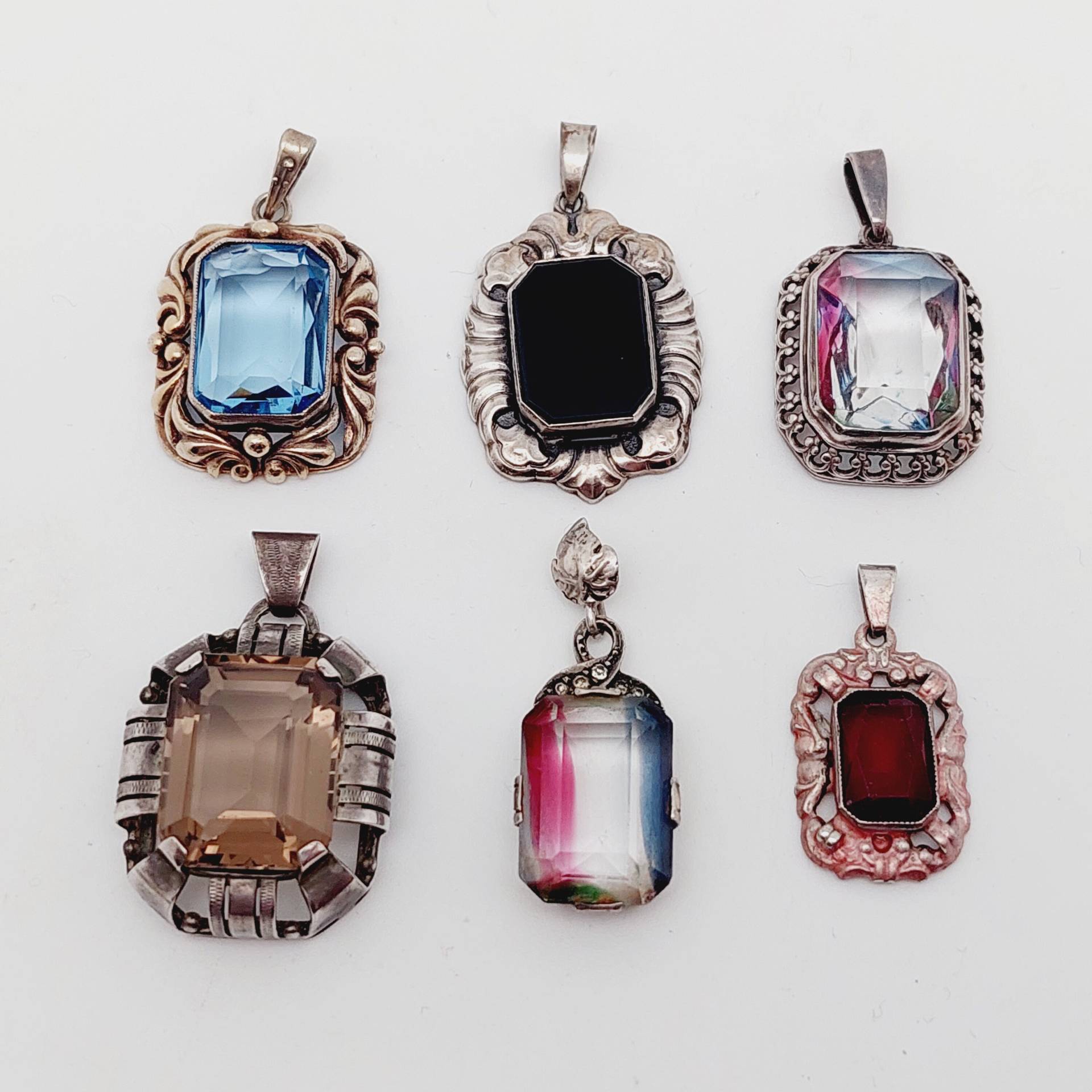 Antiker Jugendstil Anhänger 835Er Silberanhänger Filigranschmuck Onyx Rheinkiesel Rot Blauer Stein Antiker Jugendstil Anhänger 835Er Silberanhänger Filigranschmuck Onyx Rheinkiesel Rot Blauer Stein von SchmuckparadiesShop