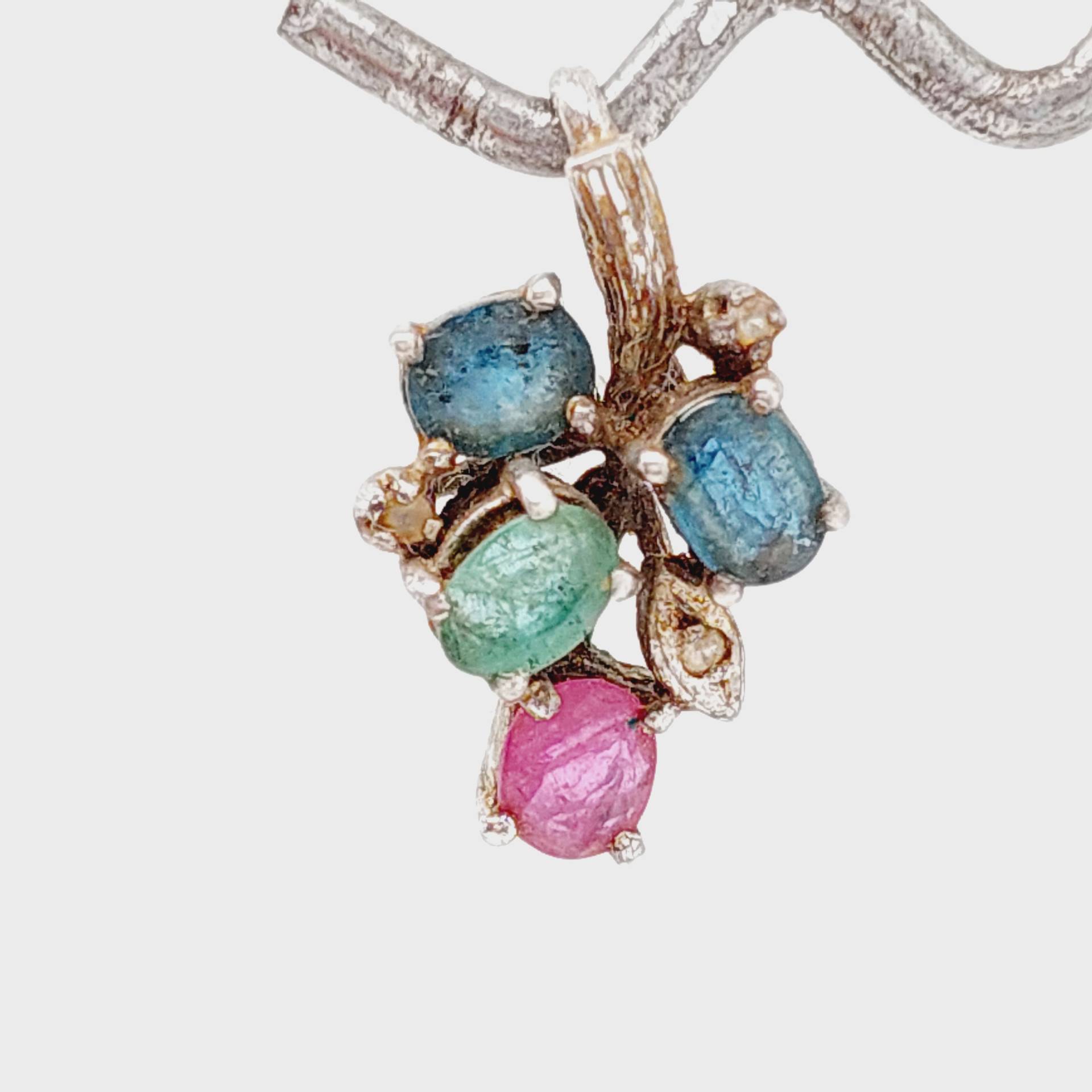 Antiker Silber Anhänger Rot Blau Grün Geschliffener Stein Jugendstil Traube Antikschmuck Antiker Silber Anhänger Rot Blau Grün Geschliffener Stein Jugendstil Traube Antikschmuck von SchmuckparadiesShop
