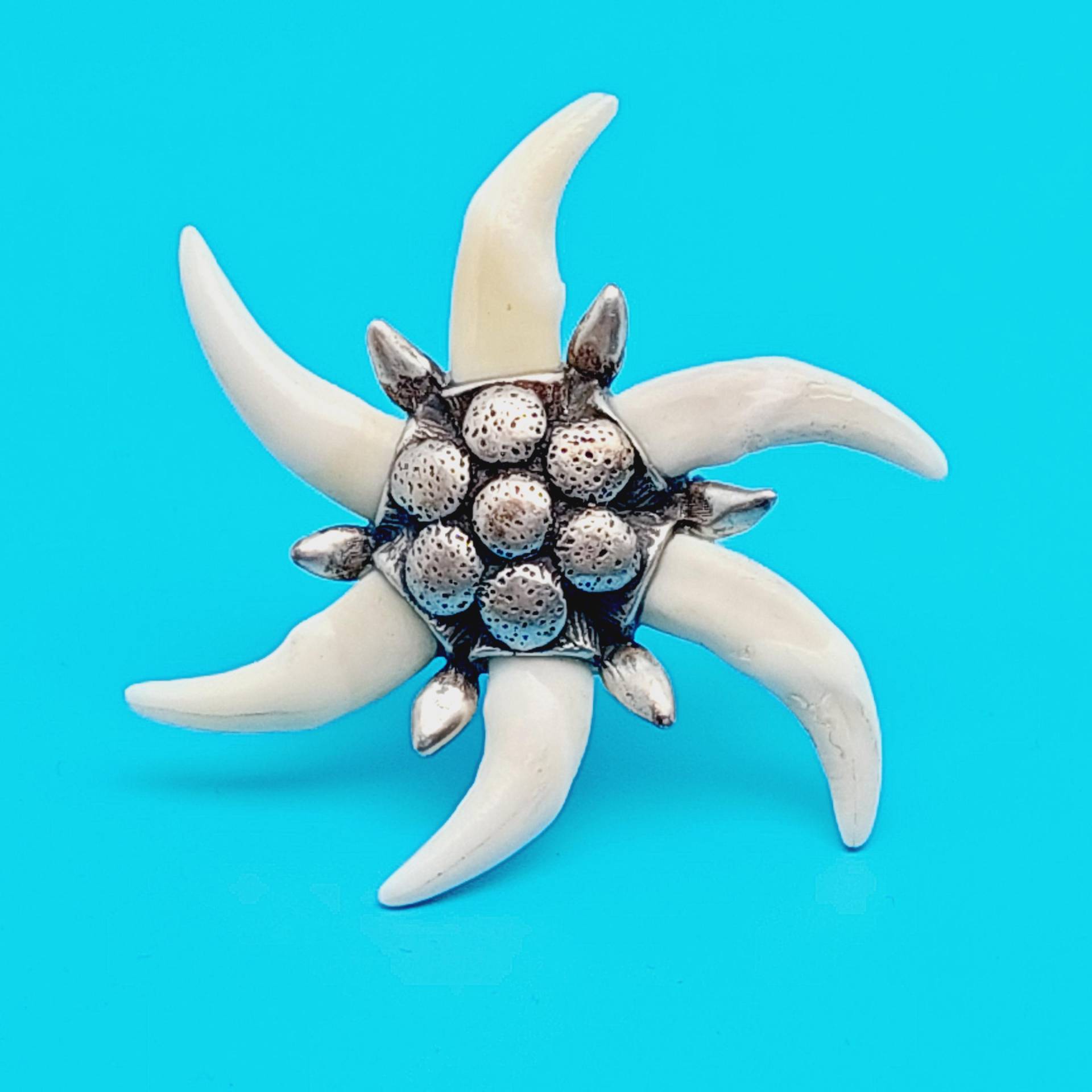 Brosche 835Er Silber Handarbeit Fuchzahn Edelweiß Trachten von SchmuckparadiesShop