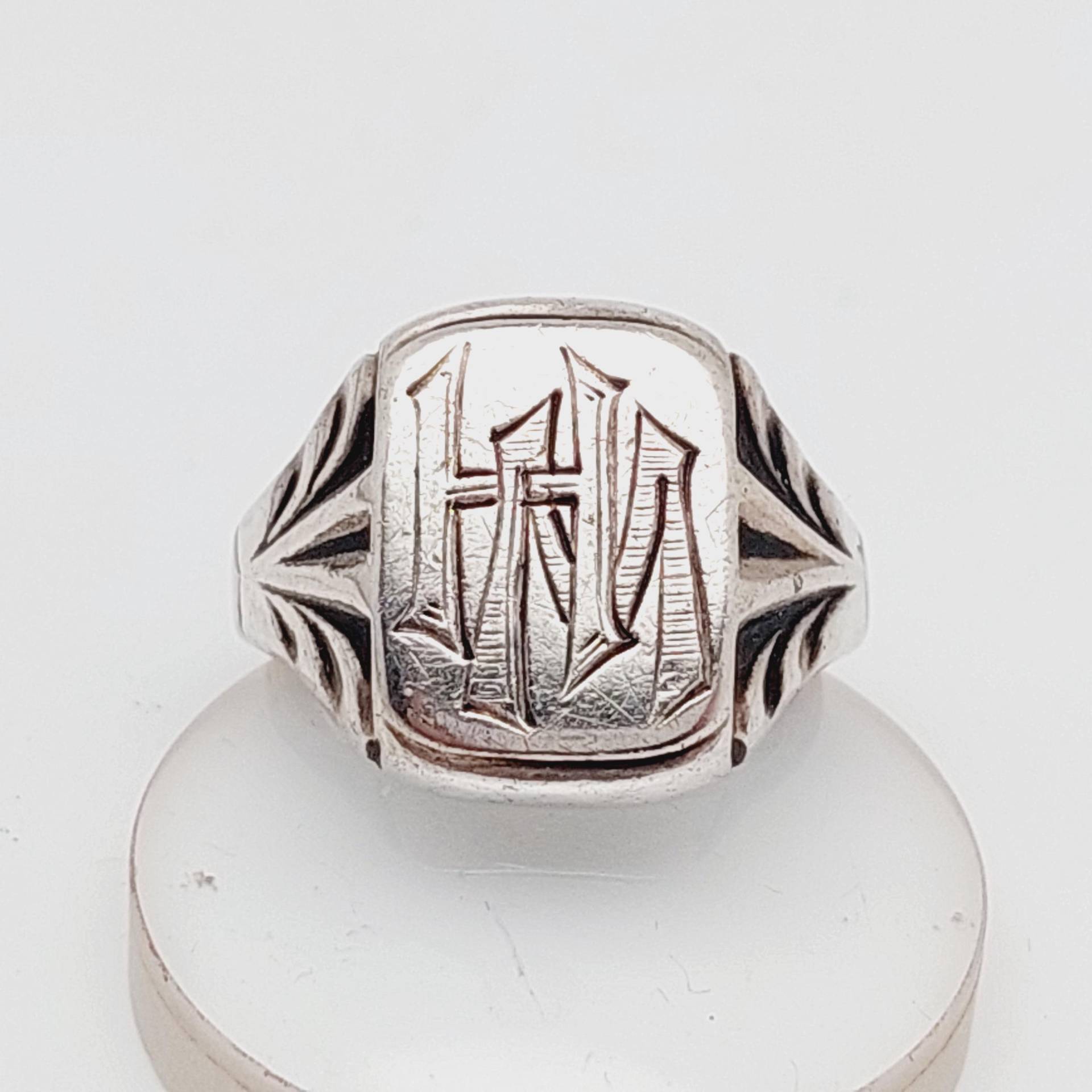 Gr 17 57 Antiker Siegelring 835Er Silber Herrenring Initialen Mh Hm Antiker Schmuck von SchmuckparadiesShop
