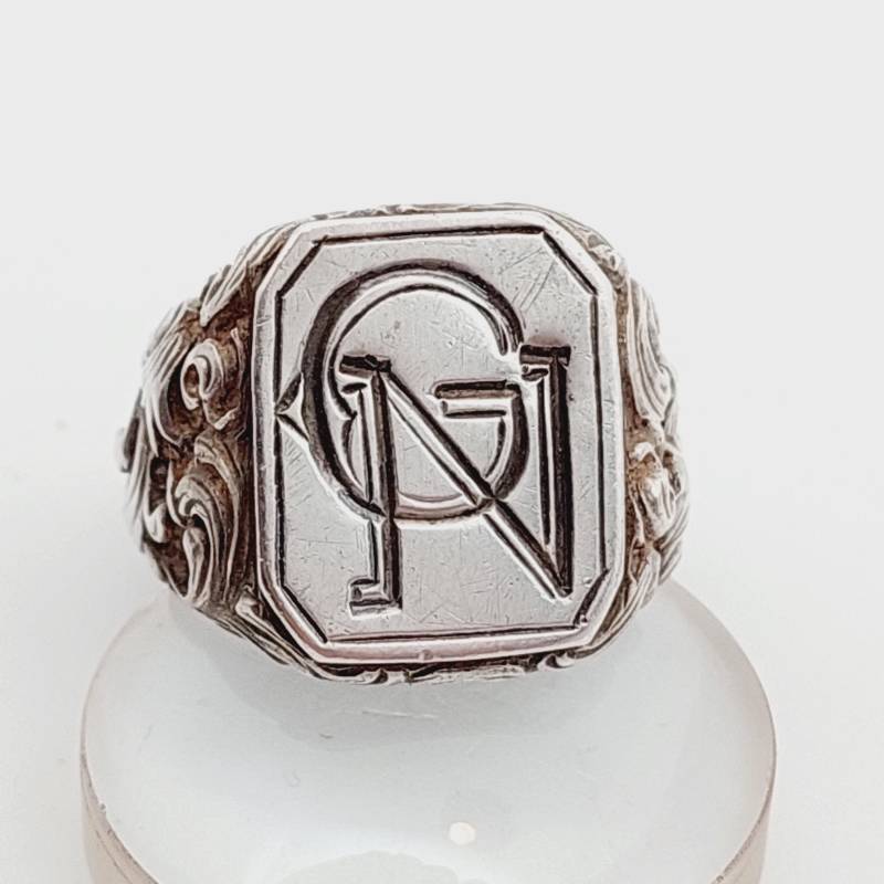 Gr 21 61 Antiker Siegelring 900Er Silber Herrenring Initialen Gn Ng Antiker Schmuck Gr 21 61 Antiker Siegelring 900Er Silber Herrenring Initialen Gn Ng Antiker Schmuck von SchmuckparadiesShop