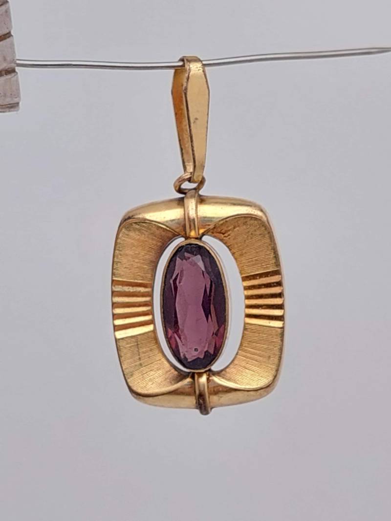 Jugendstil Antiker Double Anhänger Vergoldet Lila Geschliffener Stein von SchmuckparadiesShop