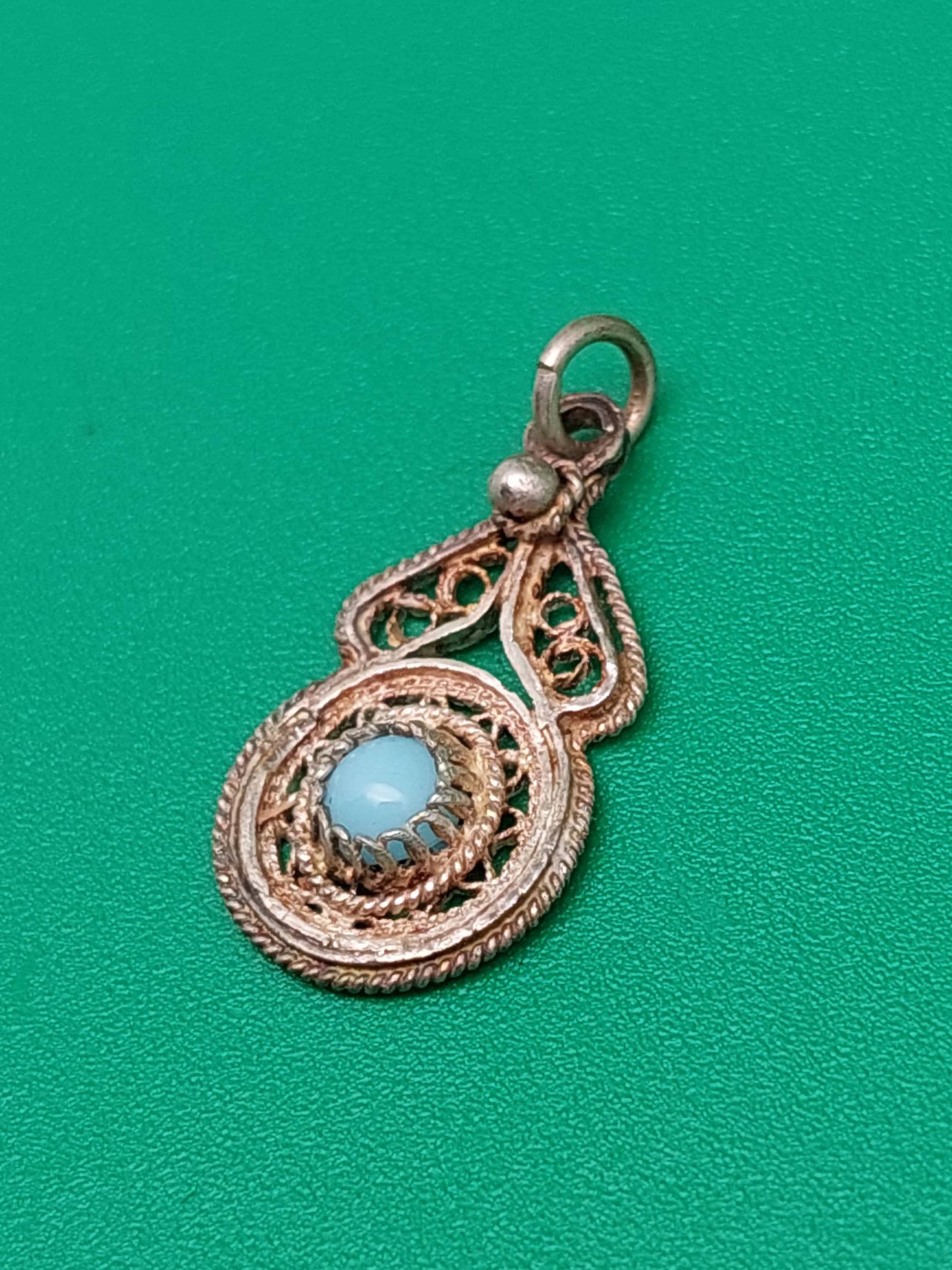 Moderner Silber Anhänger Mit Blauen Strasssteinen Filigranschmuck Schmuck von SchmuckparadiesShop