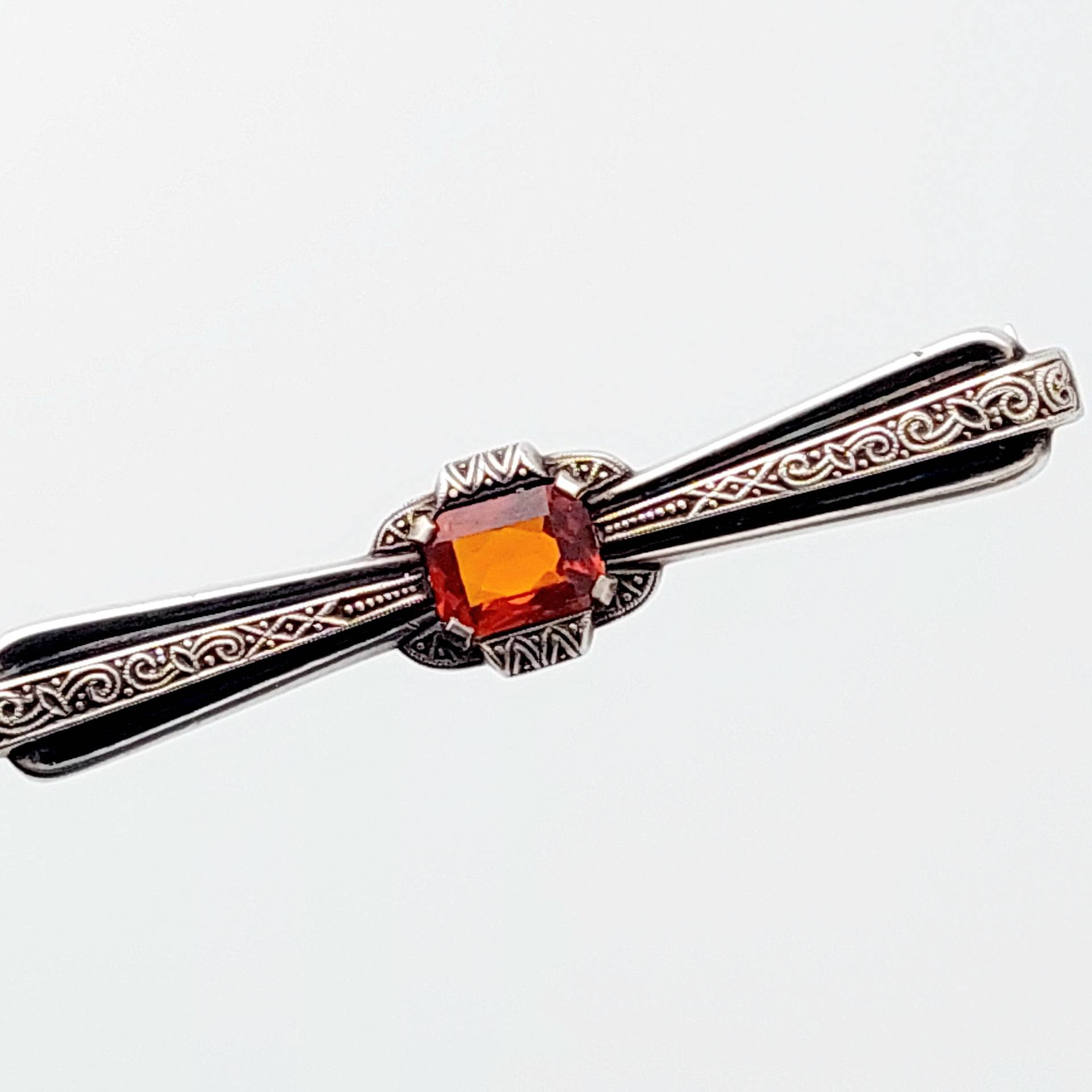 Schöne Antike Silber Stabbrosche Hell Roter Stein Jugendstil Brosche von SchmuckparadiesShop