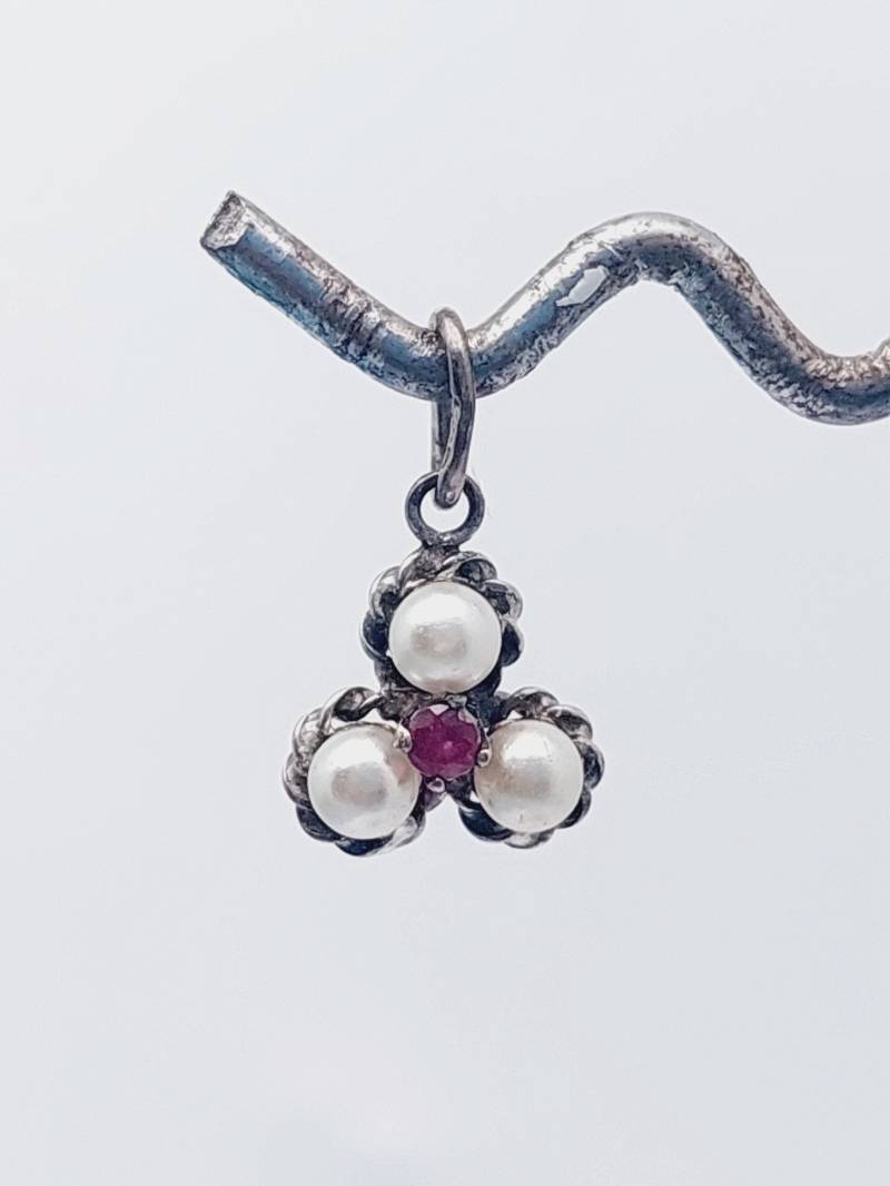 Vintage Anhänger 925Er Silber Blume Mit Perlen von SchmuckparadiesShop