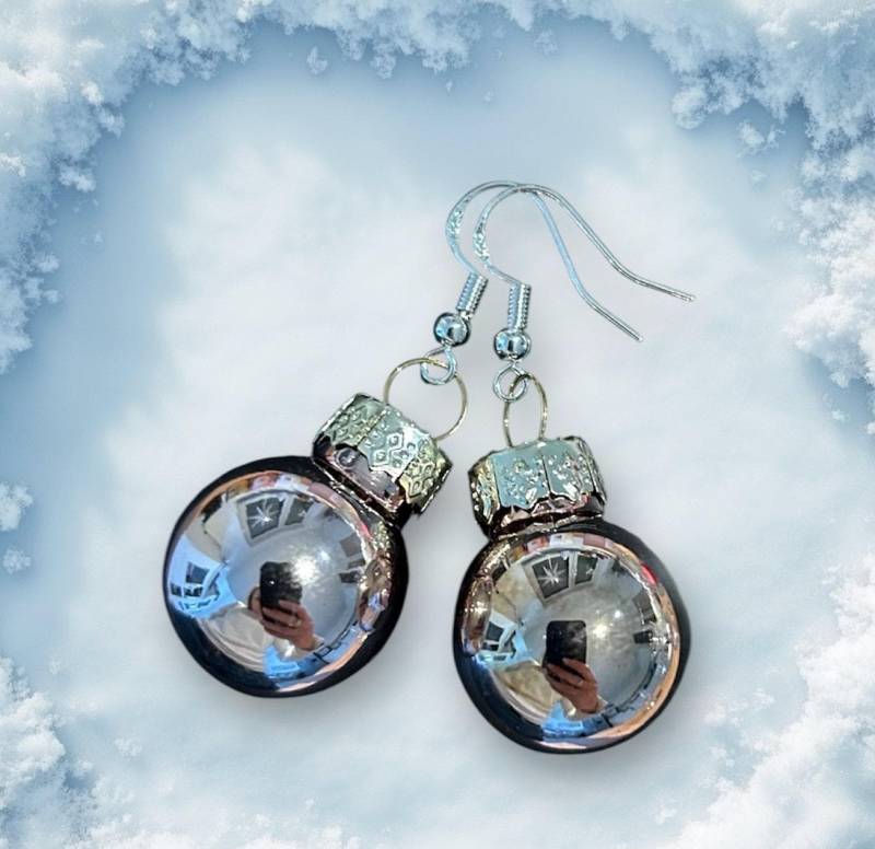 Mini Christbaumkugel 925 Silber Ohrringe Weihnachten Altrosa von Schmuckphantasien